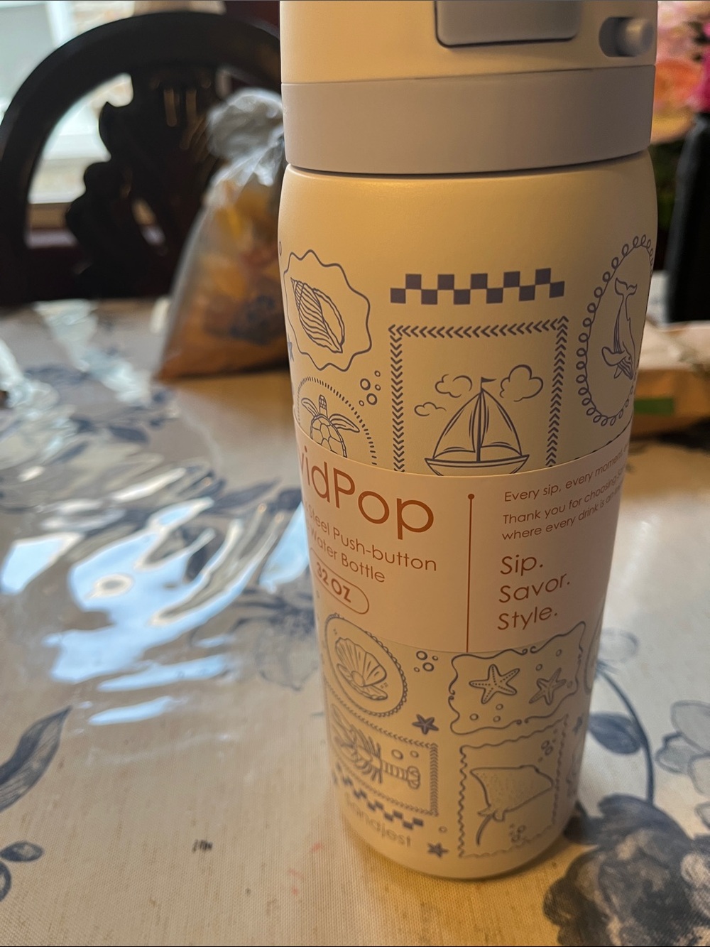 Hydro Flask-Style Cream Insulated Travel Bottle with Nautical Design